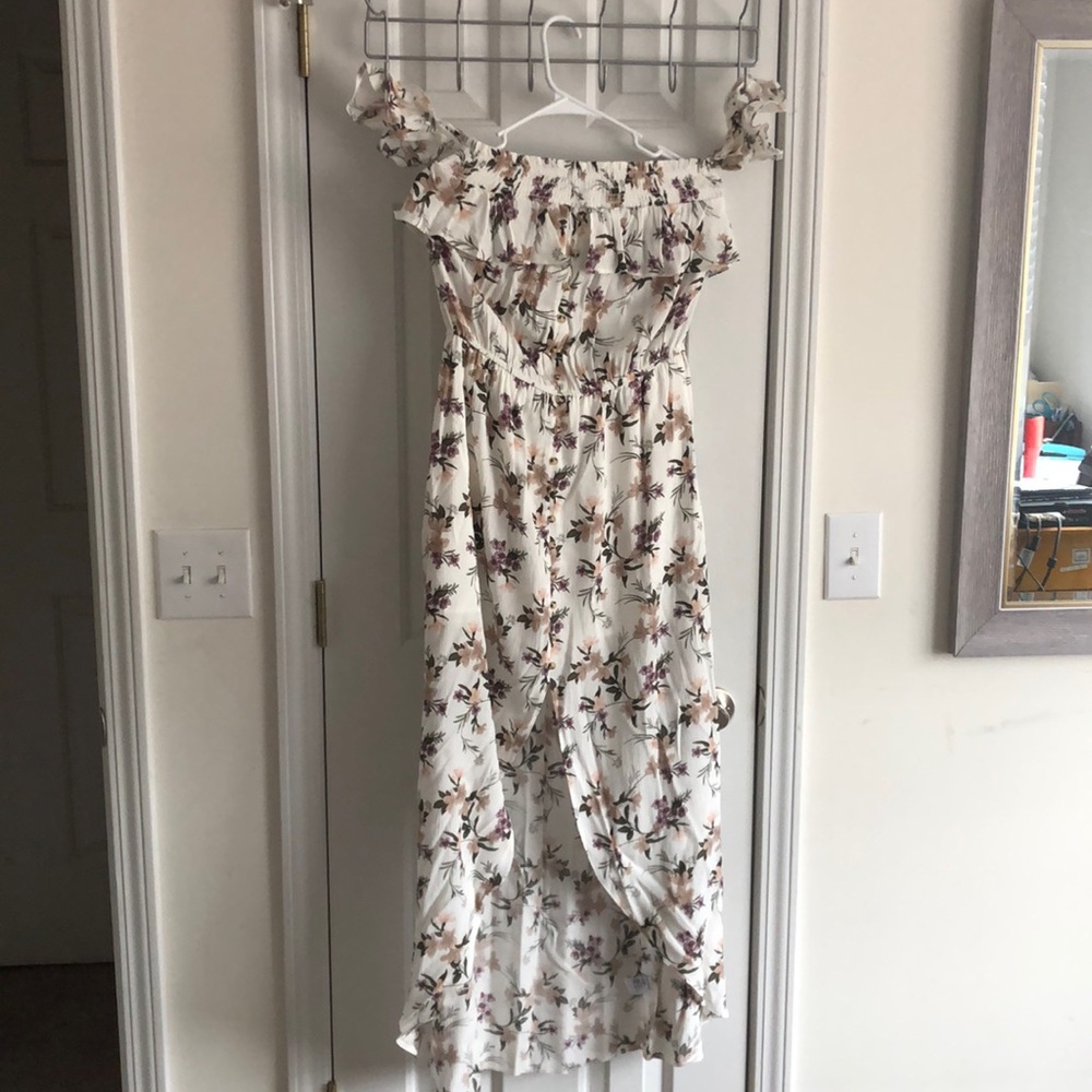 American Eagle light cream, floral dress
